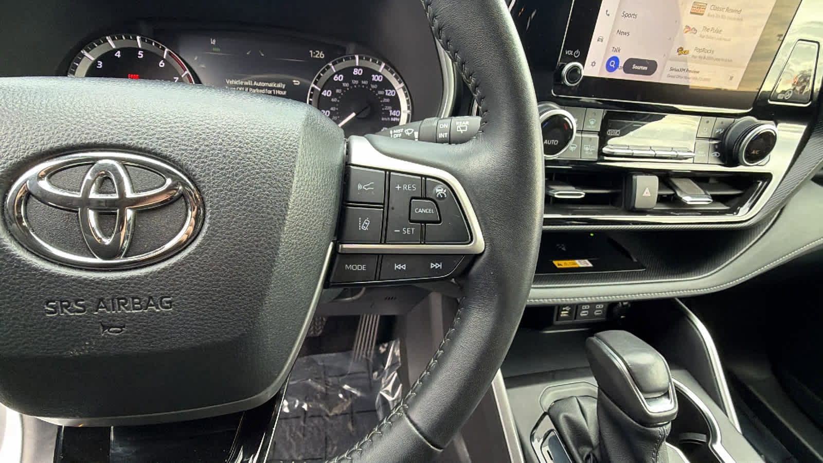 Thumbnail: 2024 Toyota Highlander - 20