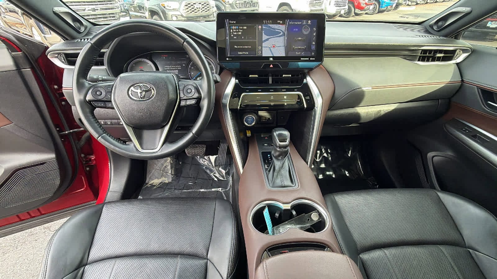 Thumbnail: 2021 Toyota Venza - 26