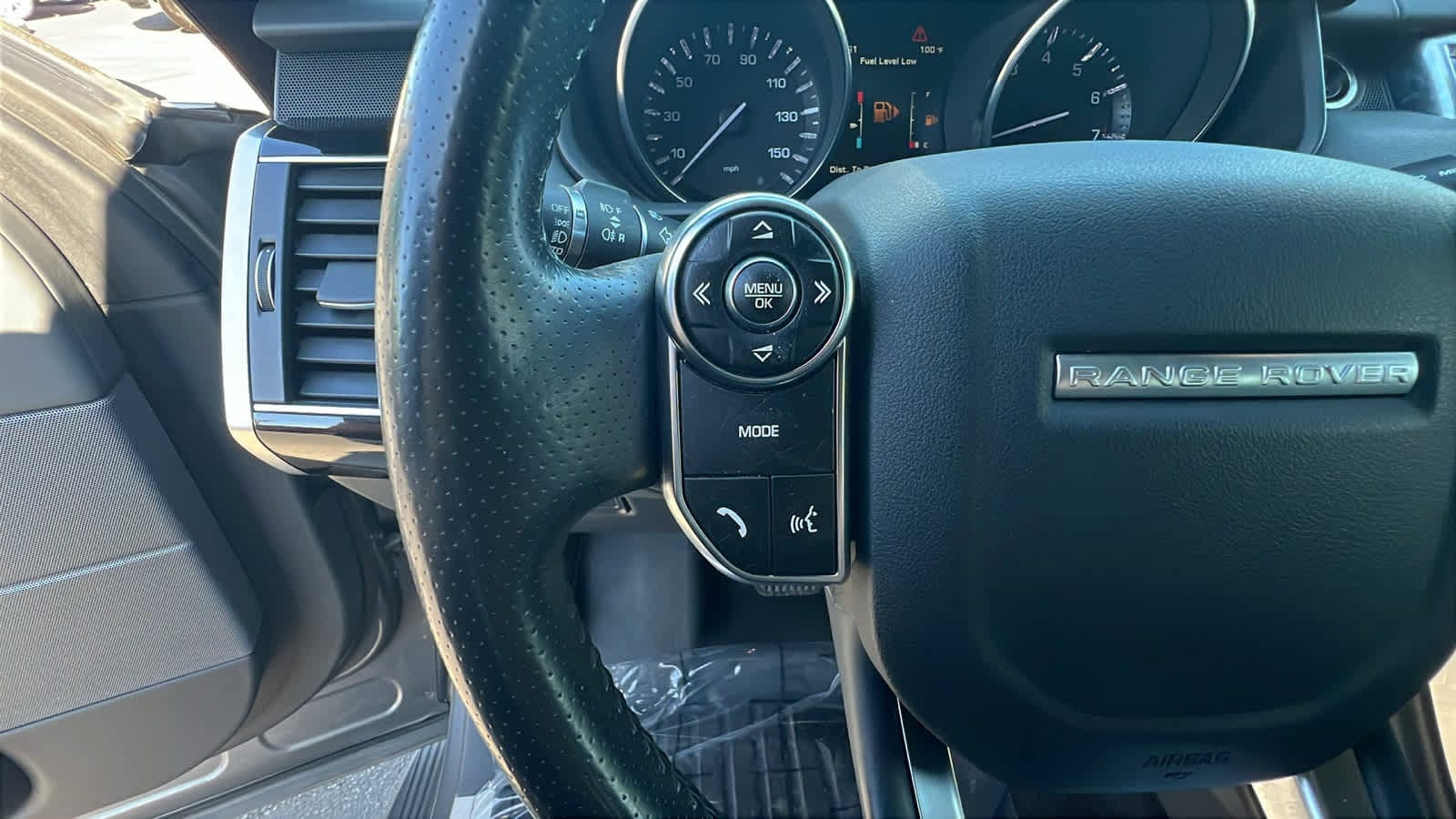Thumbnail: 2015 Land Rover Range Rover Sport - 19