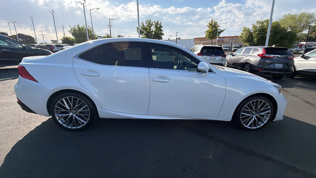Used 2018 Lexus IS 300  Sedan