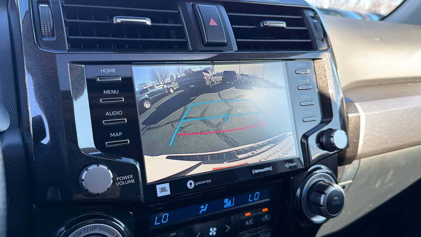 Thumbnail: 2020 Toyota 4Runner - 16