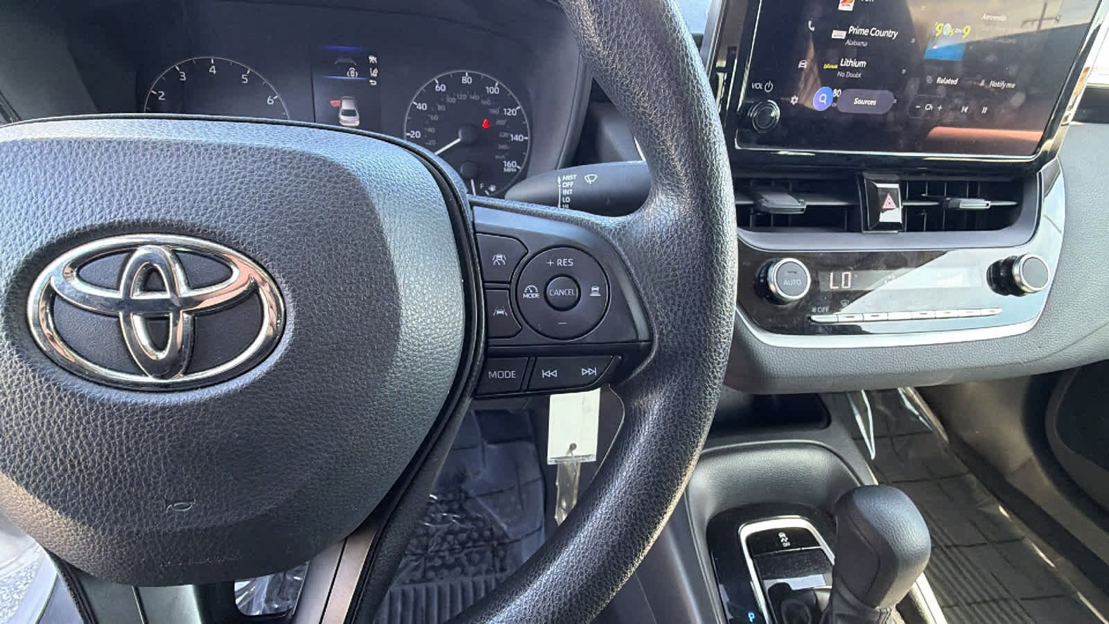 Thumbnail: 2023 Toyota Corolla - 20