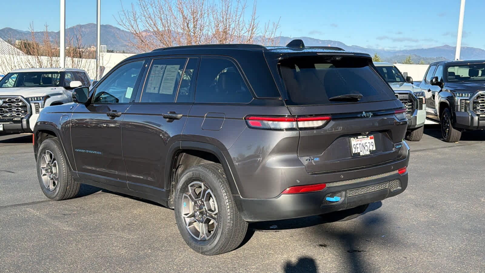 Thumbnail: 2022 Jeep Grand Cherokee - 7