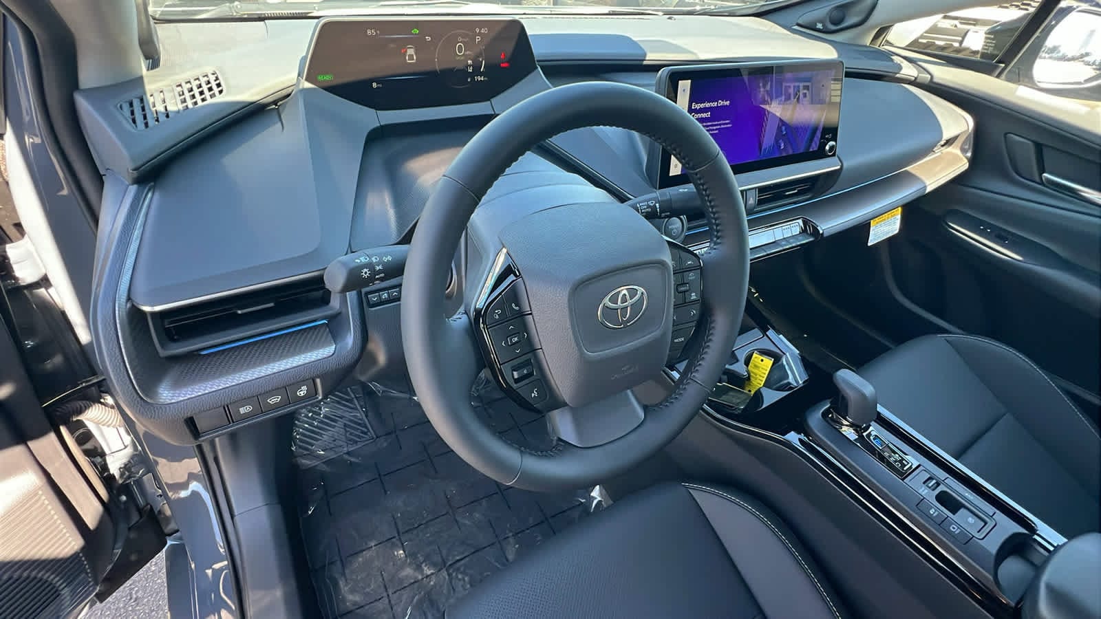 Thumbnail: 2025 Toyota Prius - 10