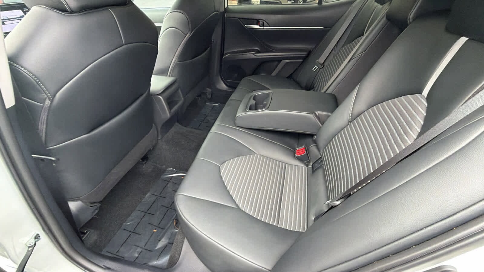 Thumbnail: 2024 Toyota Camry - 24