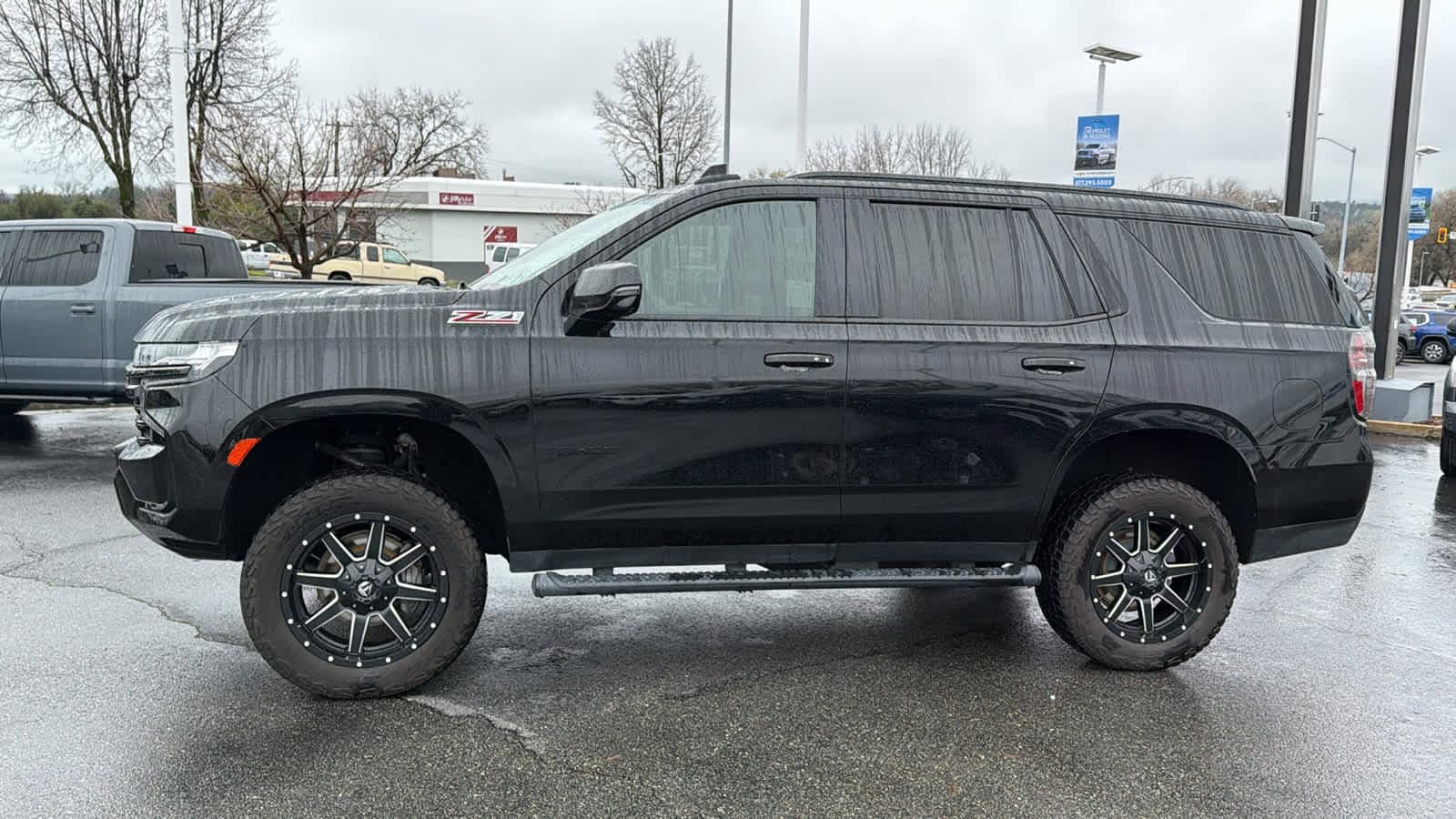 Thumbnail: 2021 Chevrolet Tahoe - 8