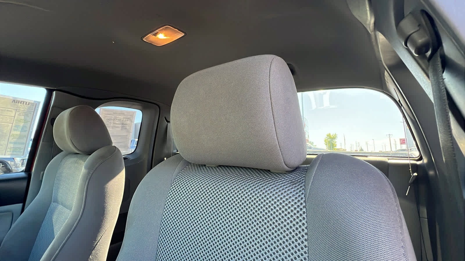 Thumbnail: 2006 Toyota Tacoma - 11