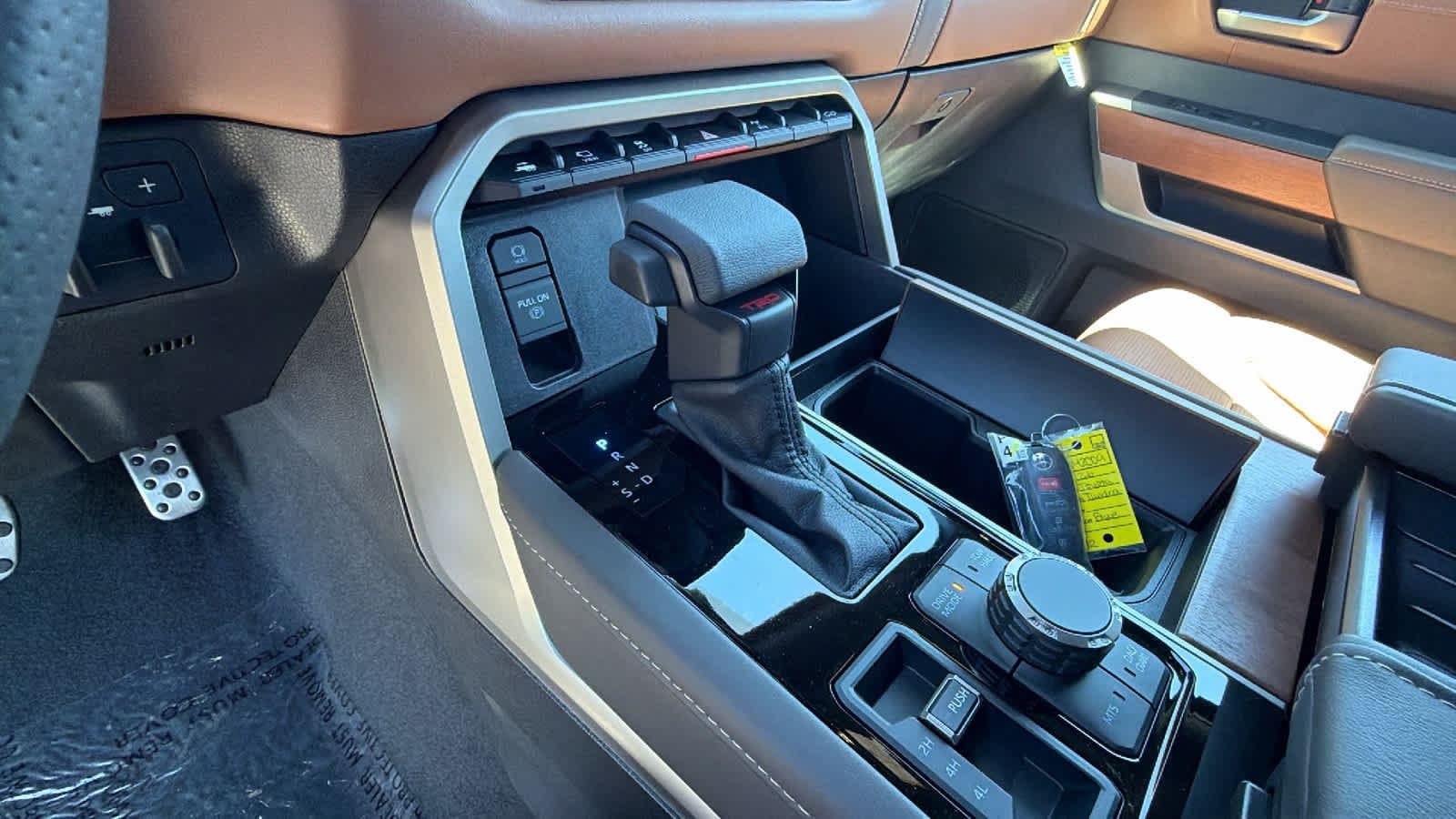 2026 Toyota Tundra 1794 Edition - Photo 12