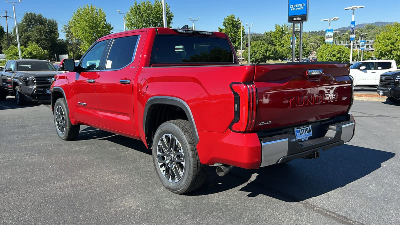Thumbnail: 2025 Toyota Tundra - 7