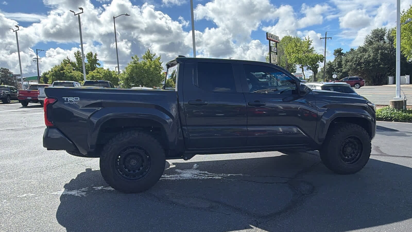 Thumbnail: 2024 Toyota Tacoma - 4