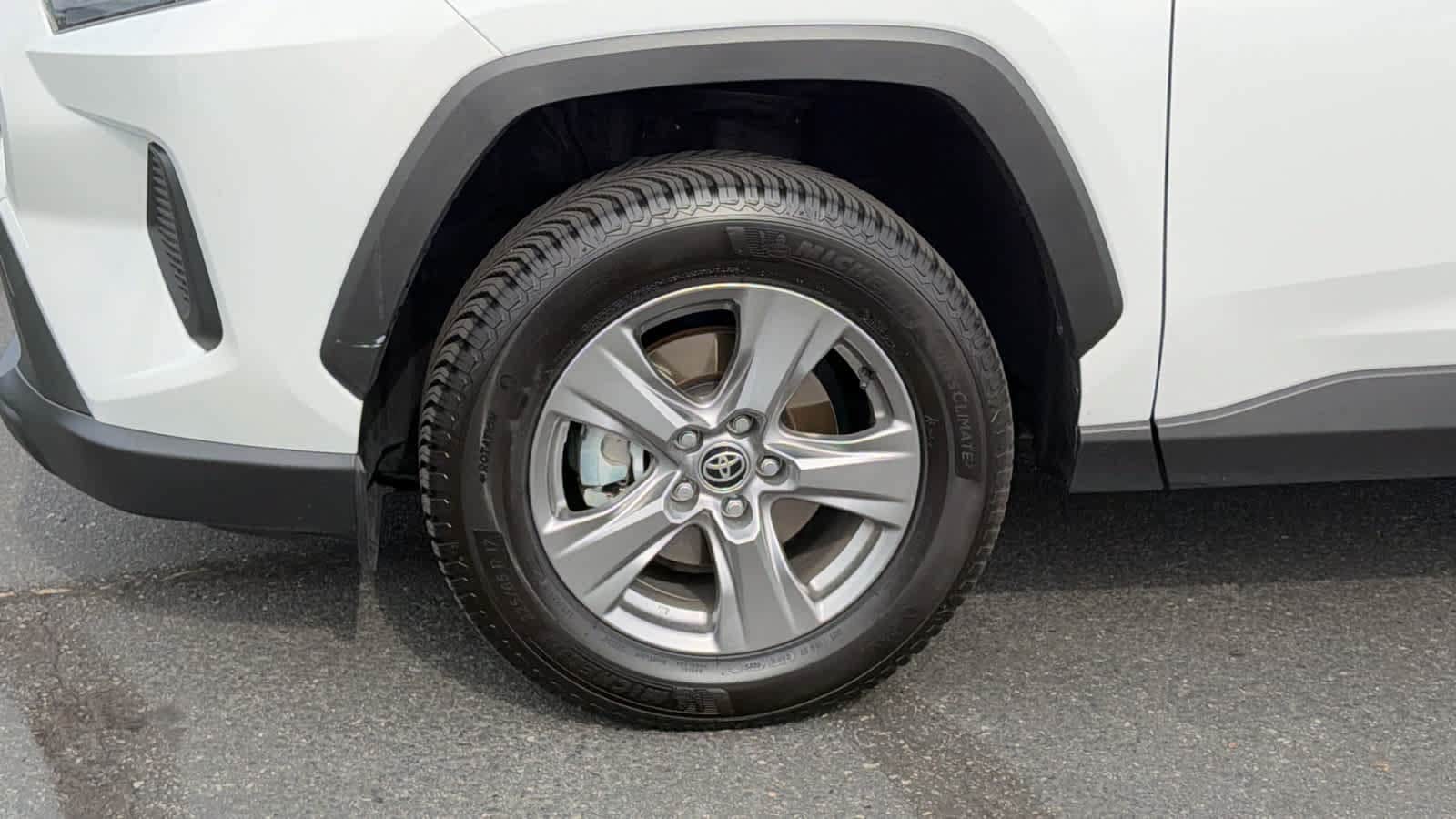 Thumbnail: 2025 Toyota RAV4 - 9