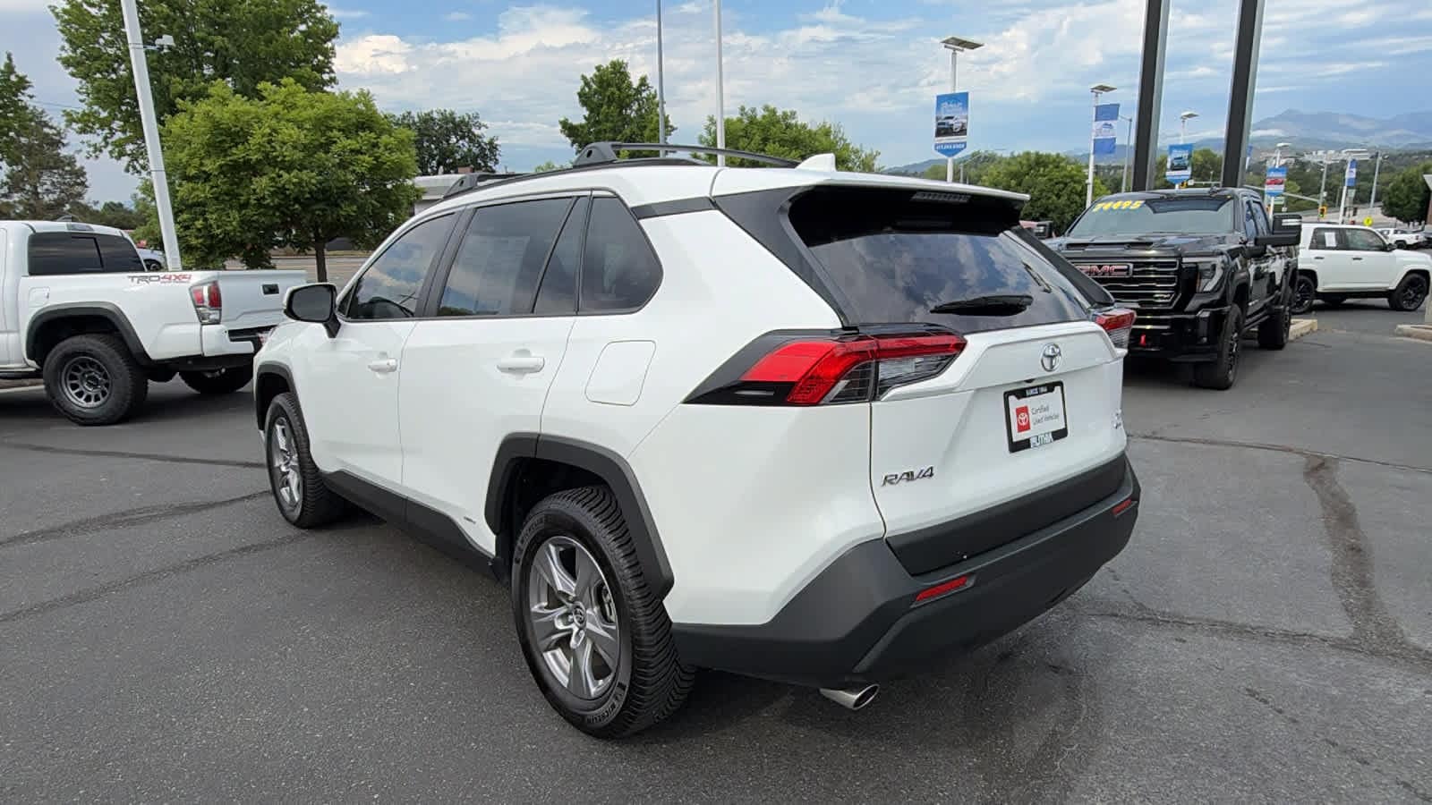 Thumbnail: 2025 Toyota RAV4 - 7