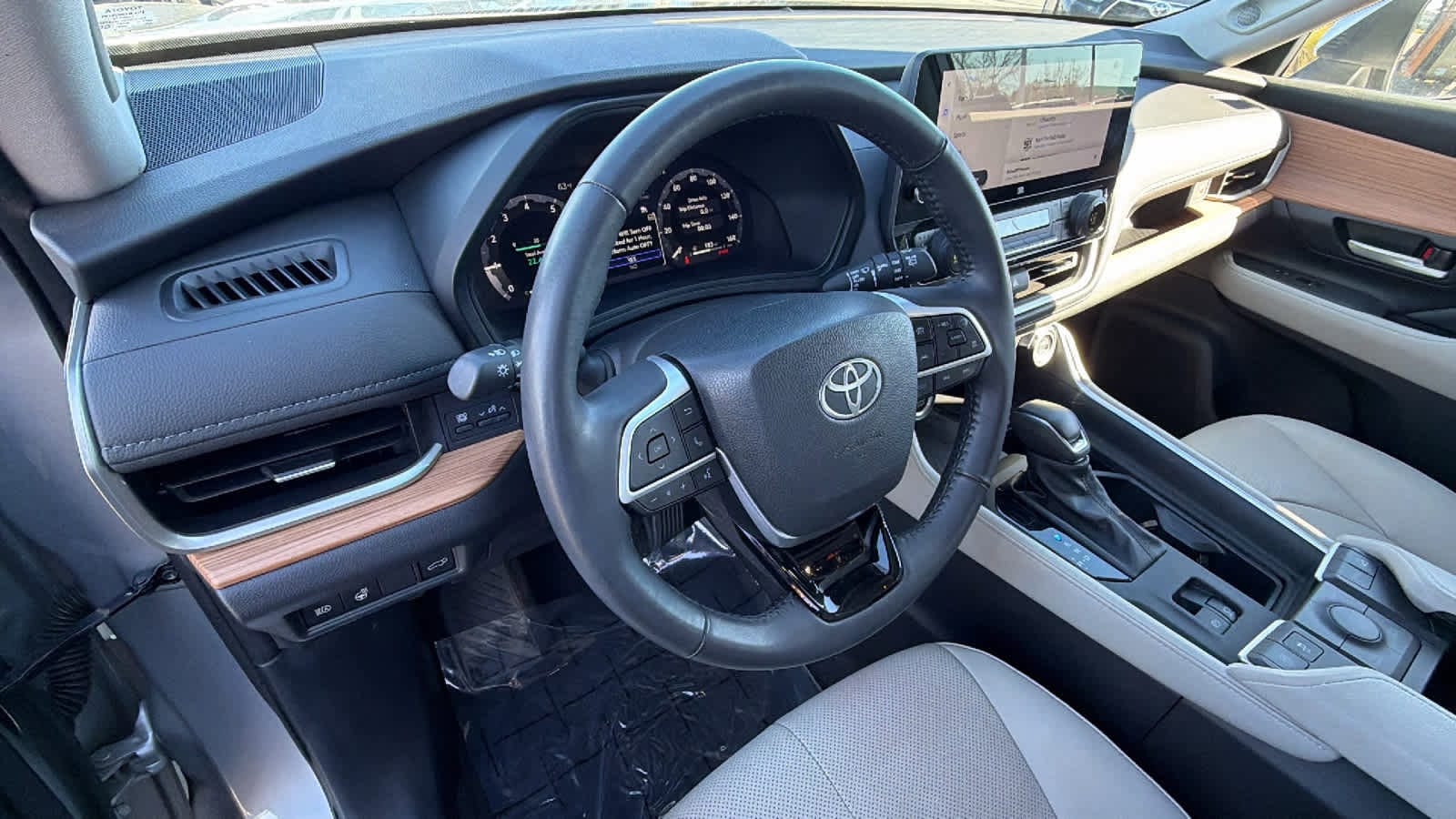 Thumbnail: 2024 Toyota Grand Highlander - 10