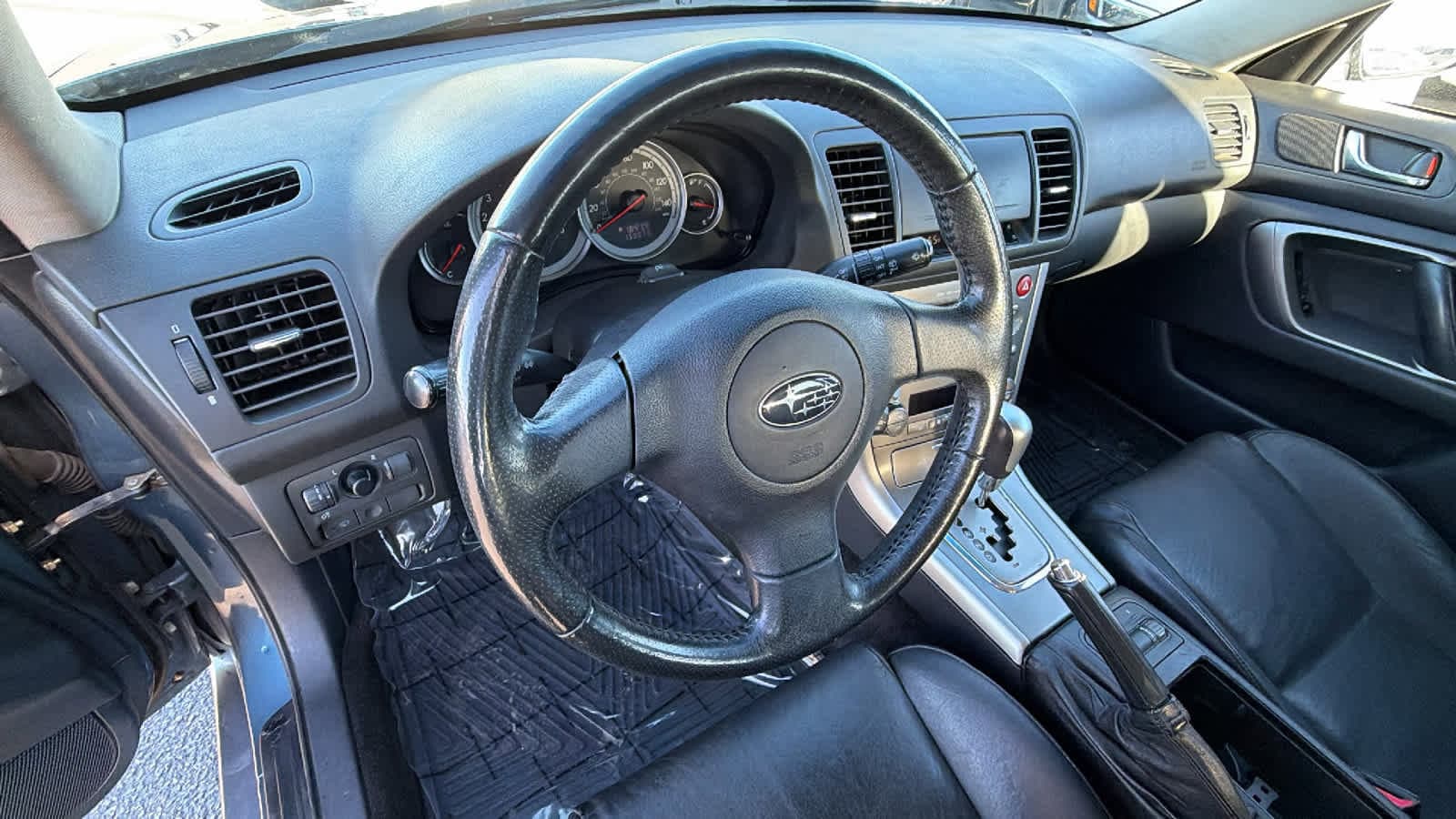 Thumbnail: 2005 Subaru Outback - 10
