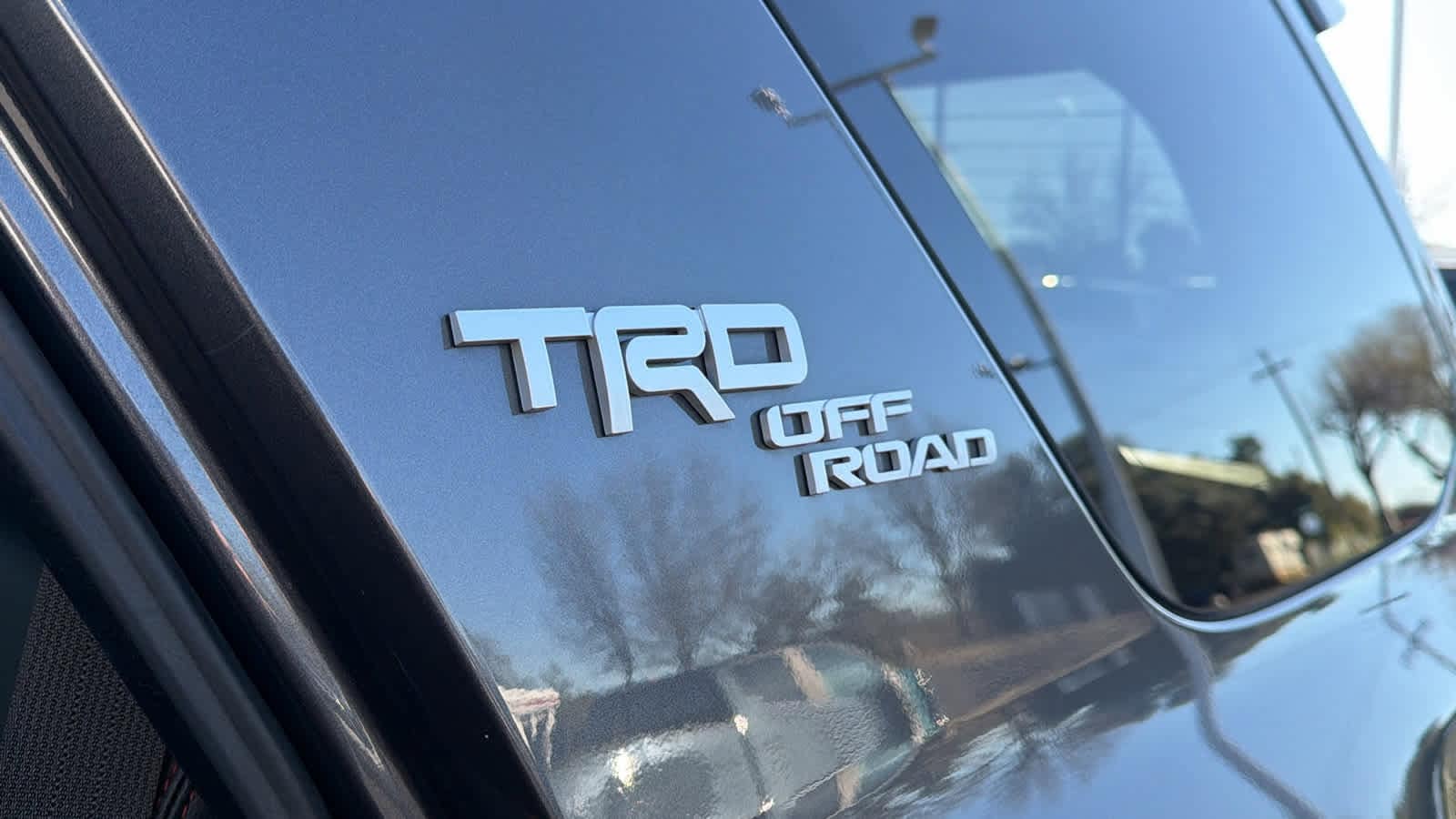 Thumbnail: 2022 Toyota 4Runner - 28