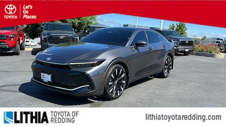 2023 Toyota Crown Platinum Sedan