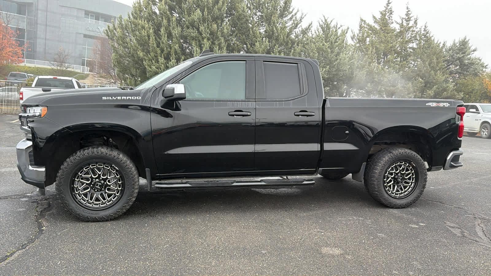 Thumbnail: 2020 Chevrolet Silverado 1500 - 8