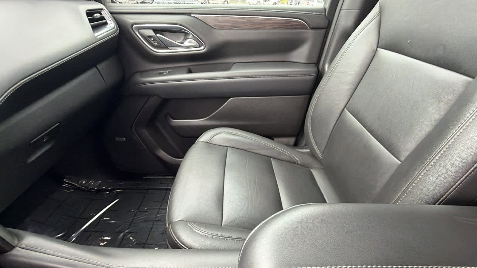 Thumbnail: 2021 Chevrolet Tahoe - 12