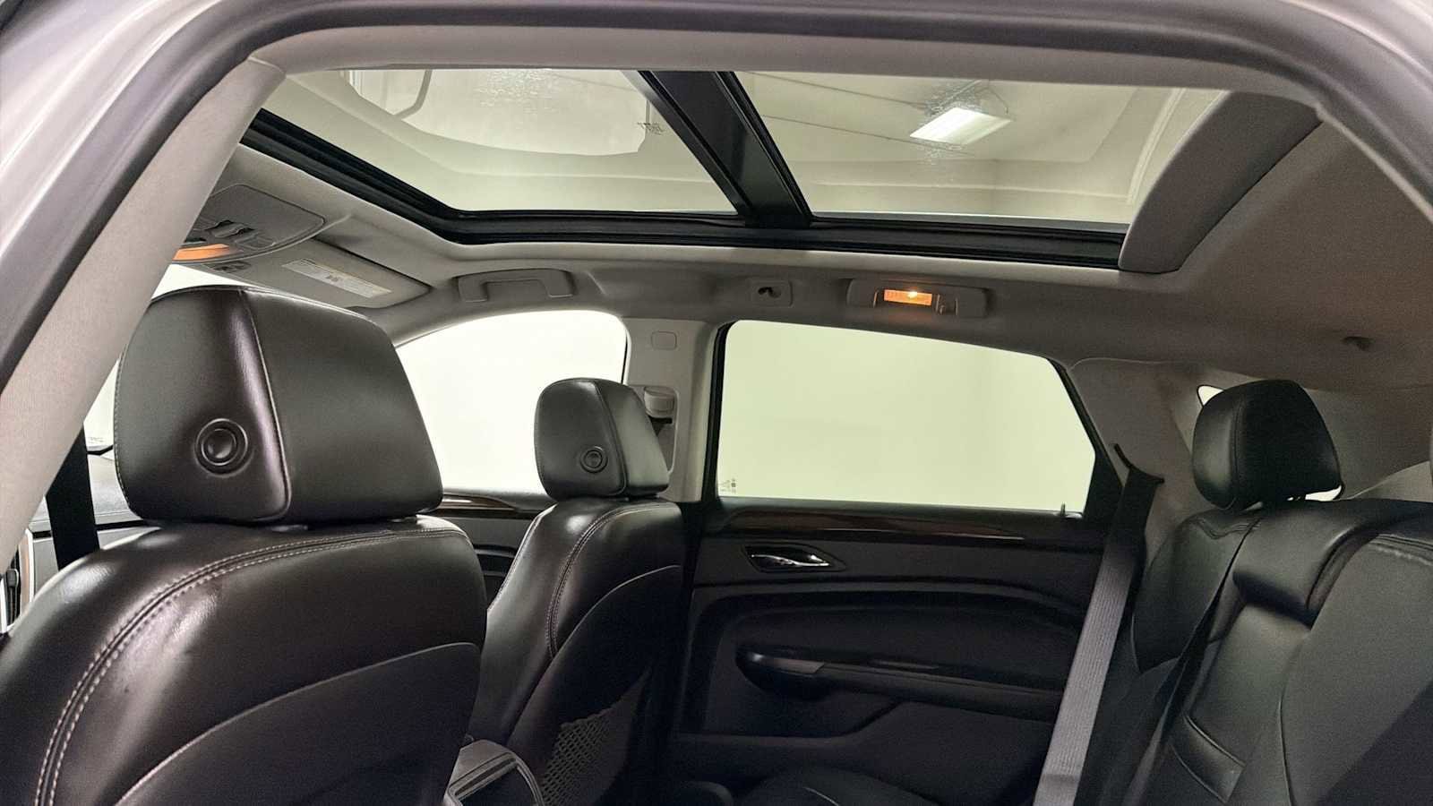 Thumbnail: 2012 Cadillac SRX - 24