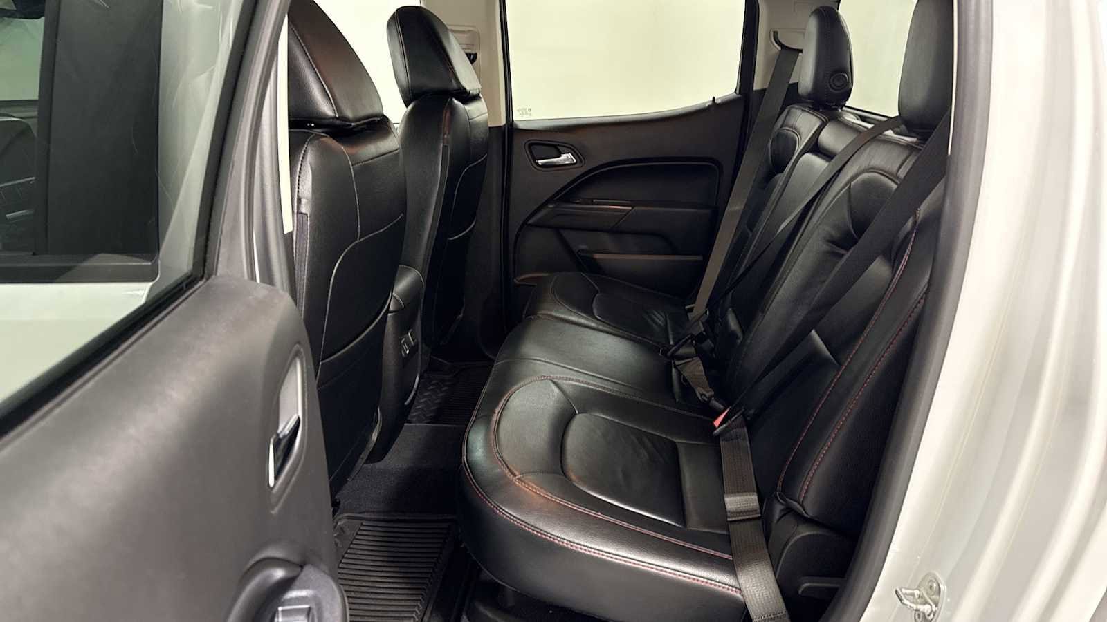 Thumbnail: 2019 Chevrolet Colorado - 24