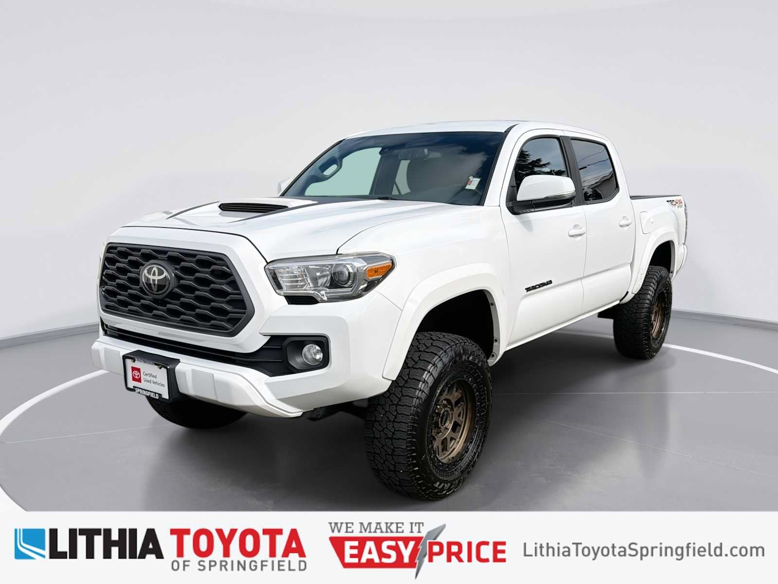 Thumbnail: 2020 Toyota Tacoma - 1