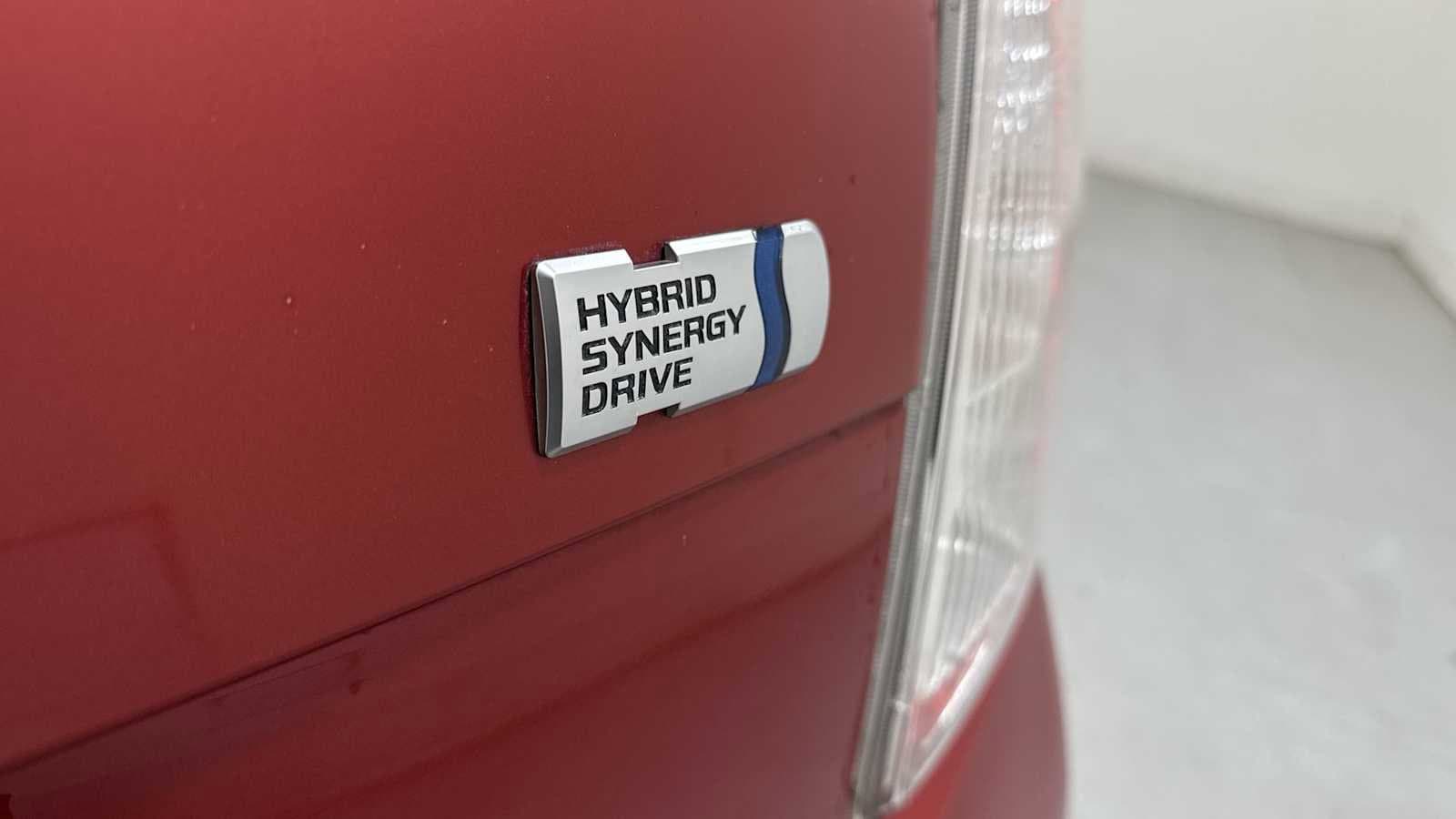 Thumbnail: 2013 Toyota Prius - 27