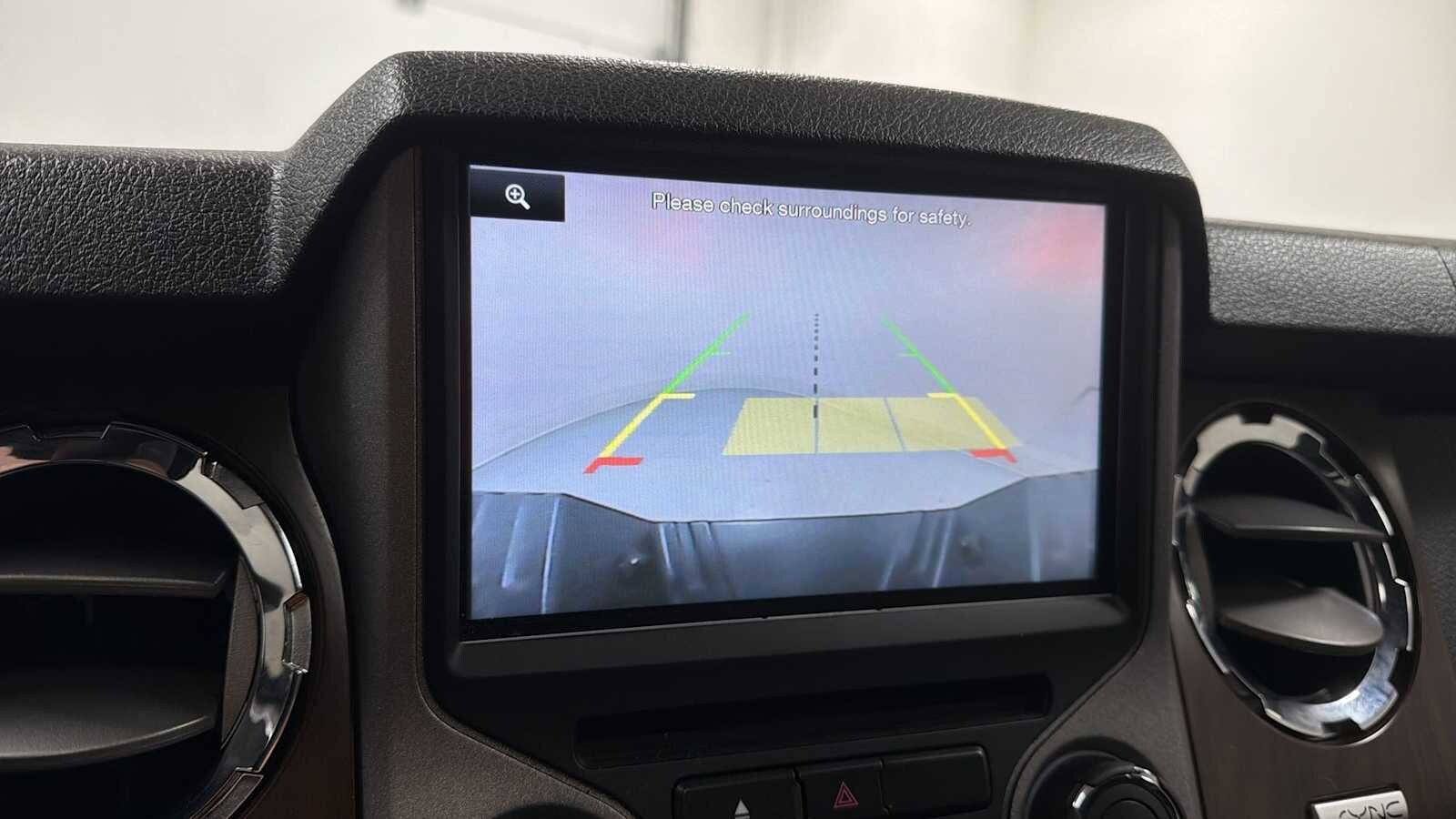 Thumbnail: 2015 Ford F-350 - 19