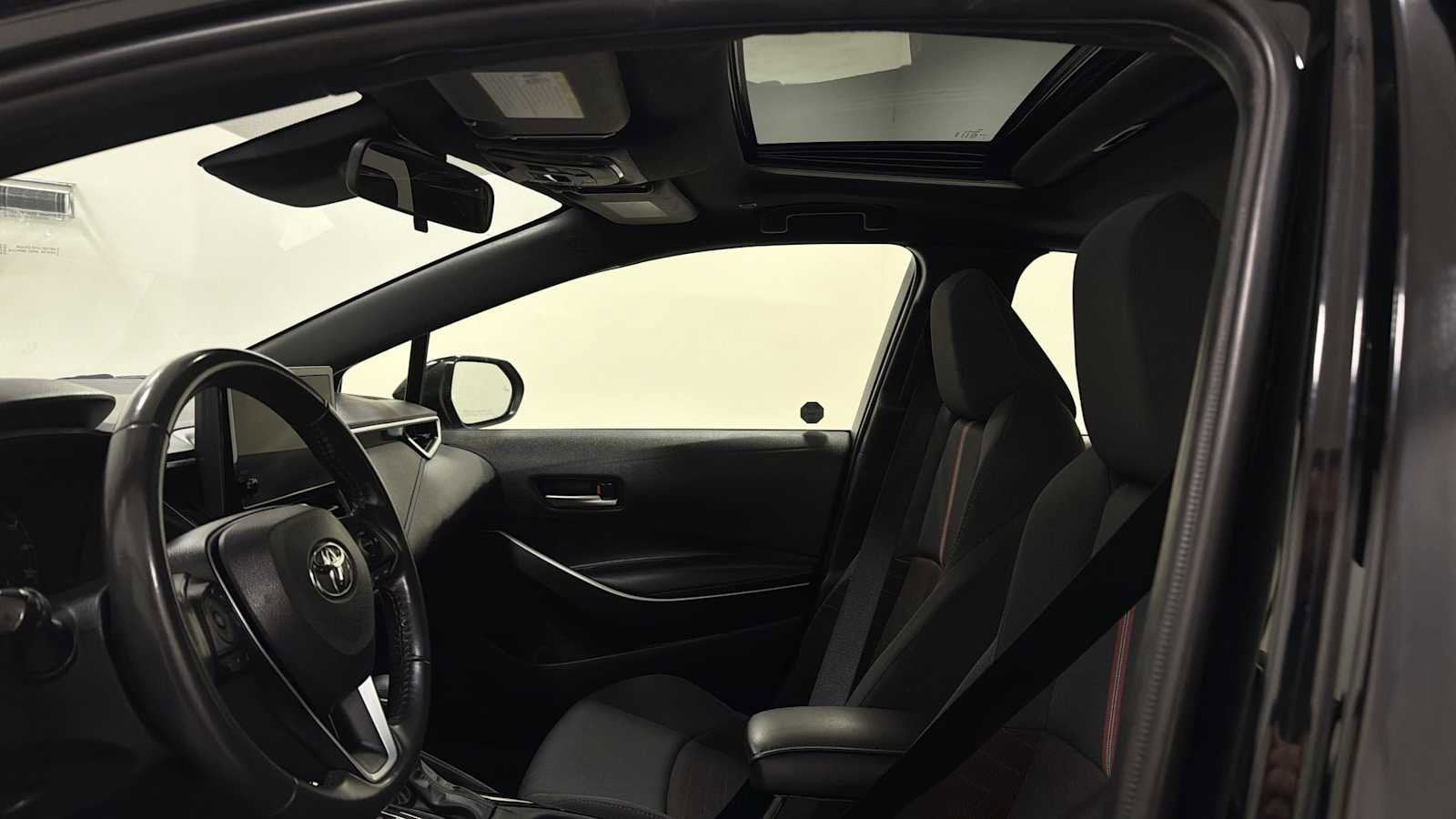 Thumbnail: 2024 Toyota Corolla - 24