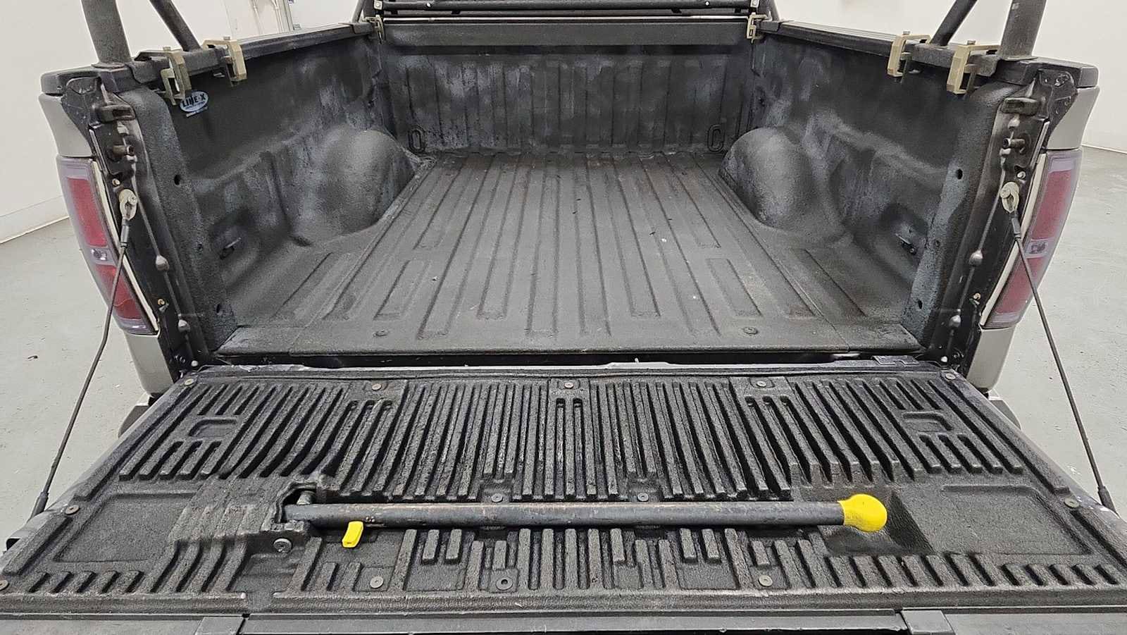 Thumbnail: 2013 Ford F-150 - 27