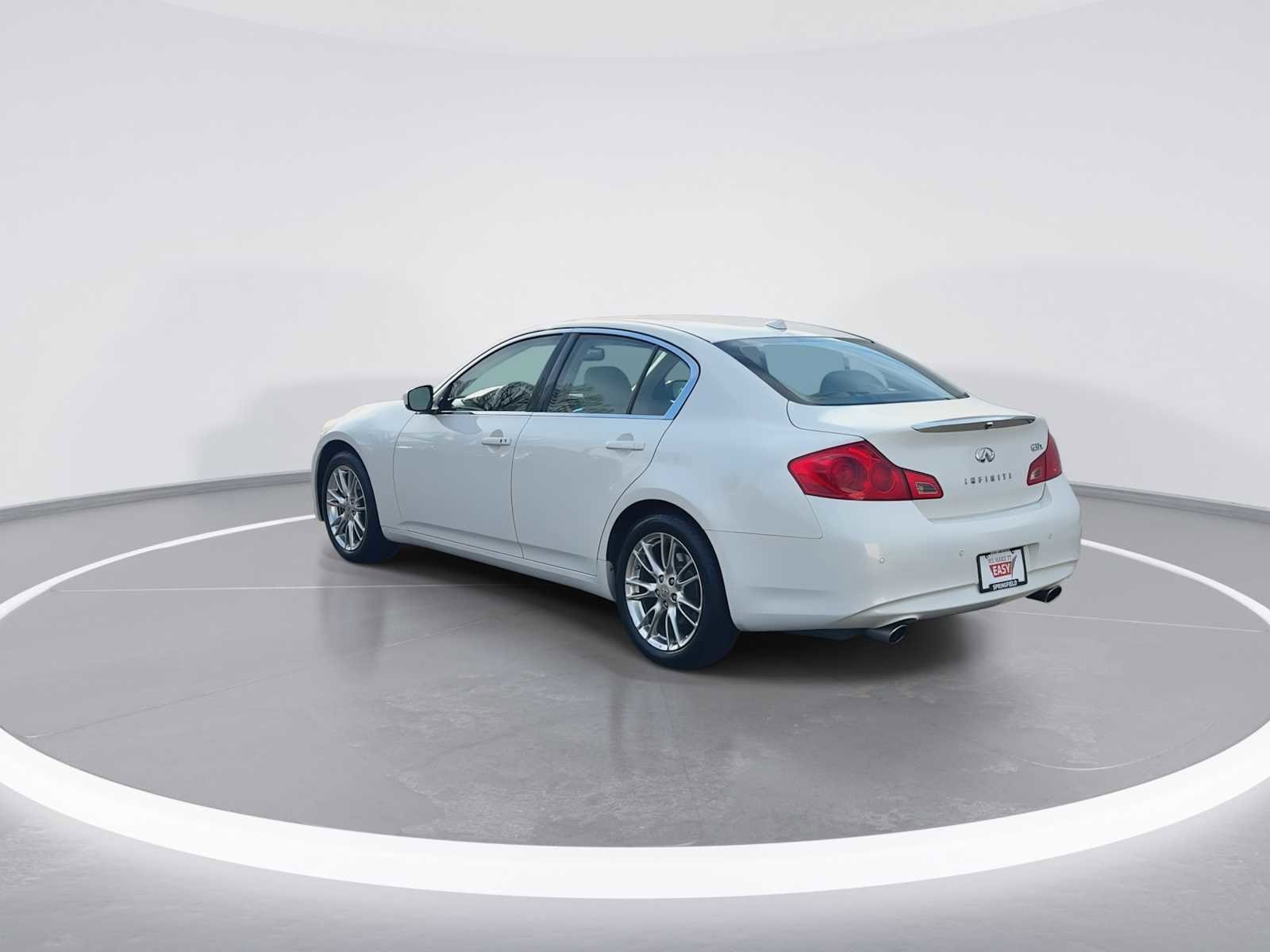 Thumbnail: 2010 INFINITI G37 - 6