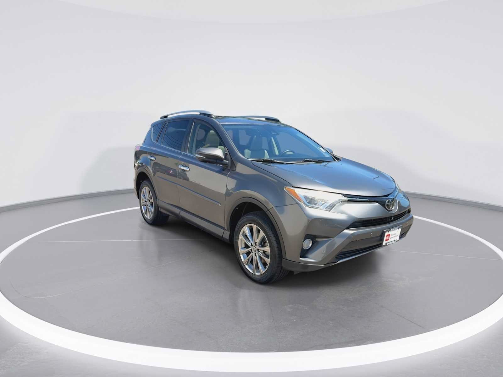 Thumbnail: 2018 Toyota RAV4 - 2