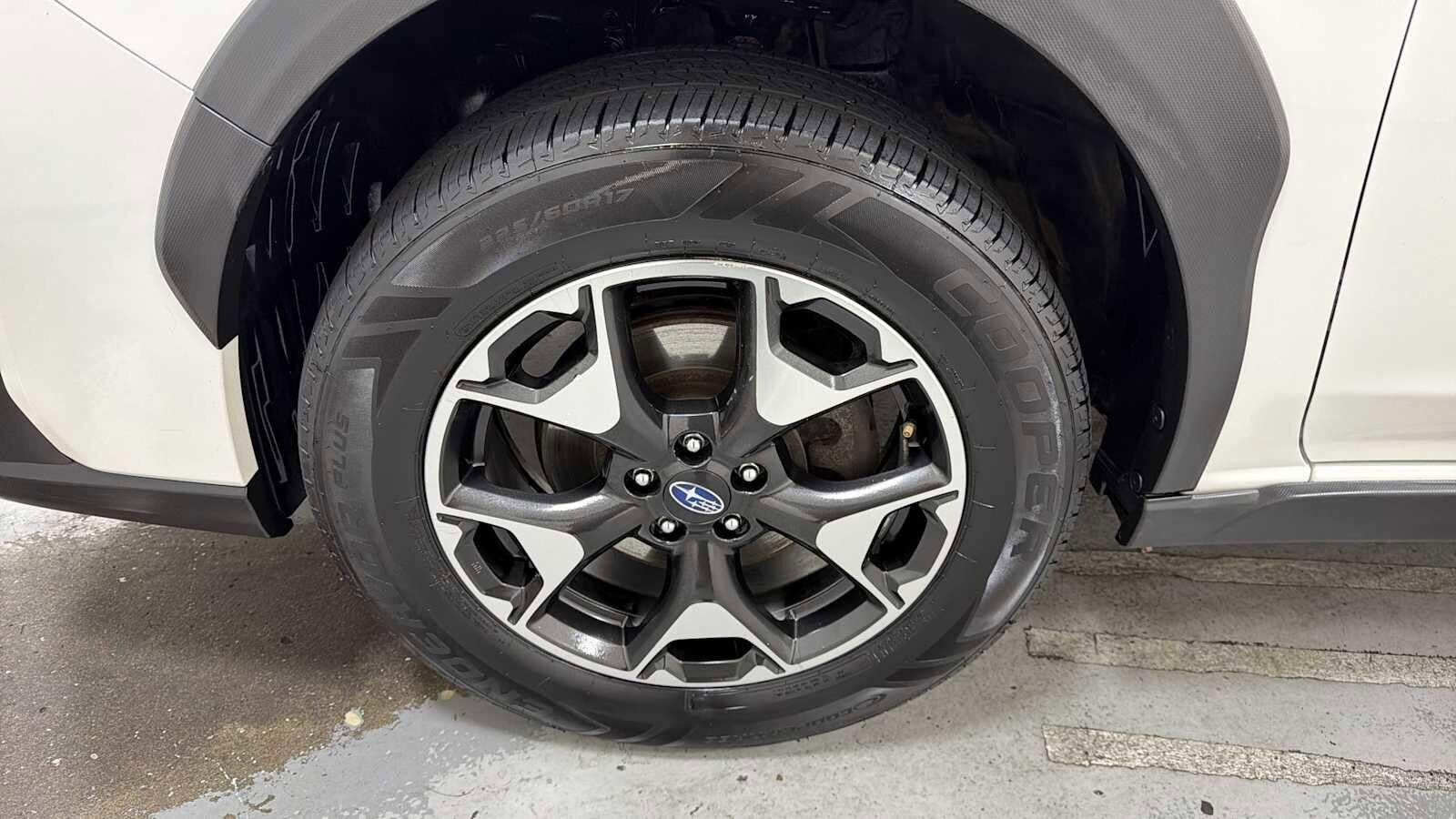 Thumbnail: 2019 Subaru Crosstrek - 10