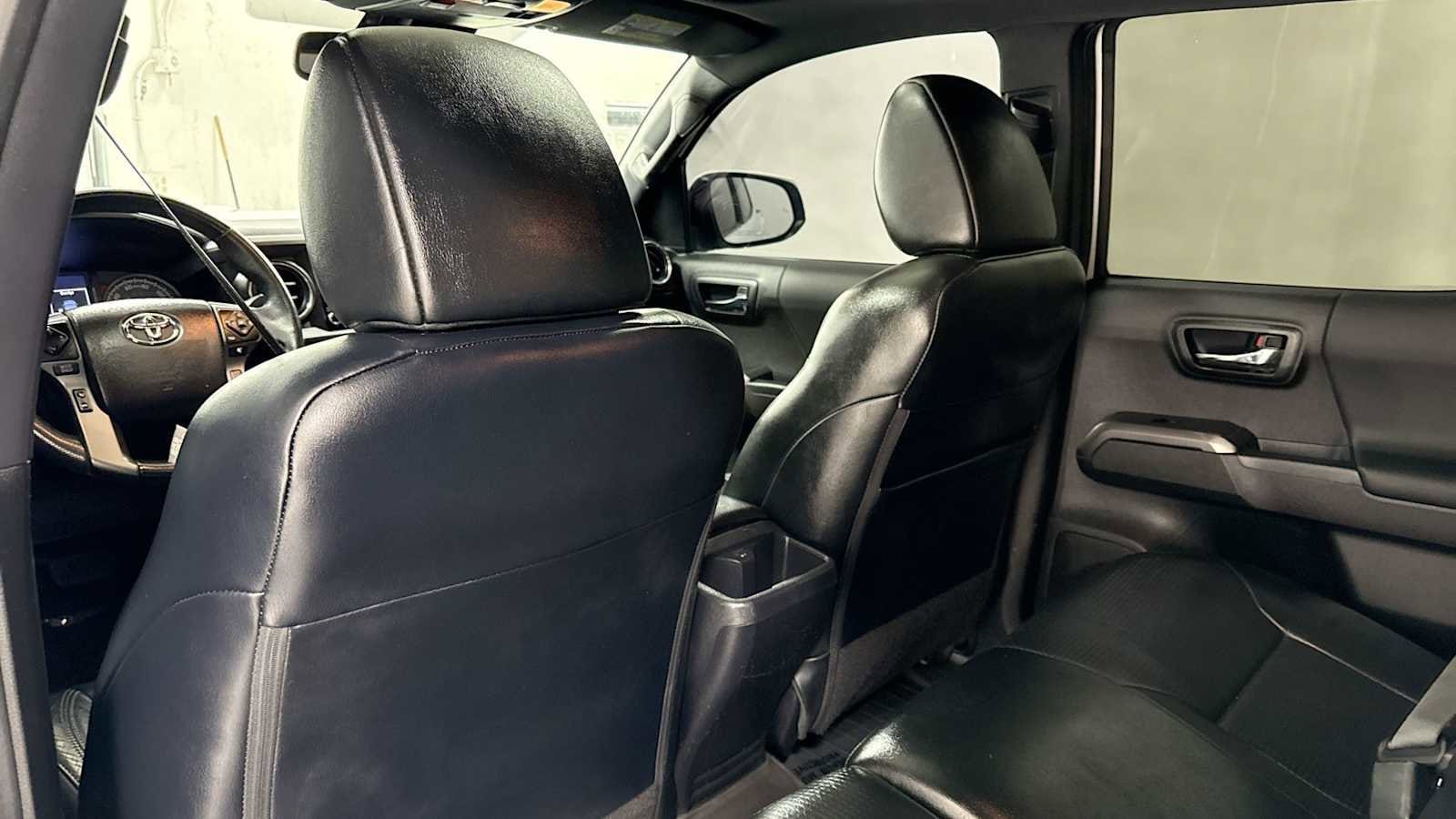 Thumbnail: 2021 Toyota Tacoma - 26