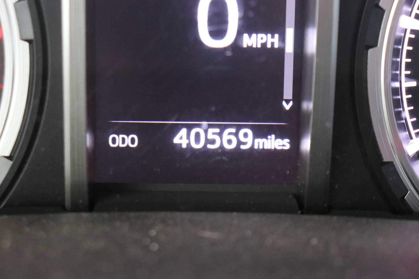 Thumbnail: 2022 Toyota 4Runner - 11