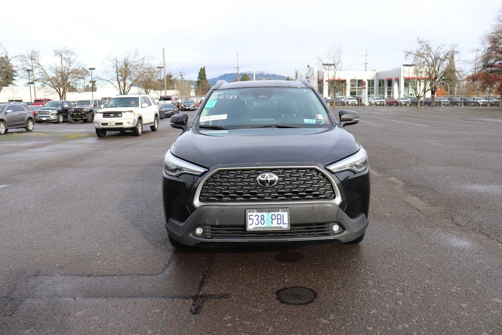 Used 2023 Toyota Corolla Cross XLE SUV