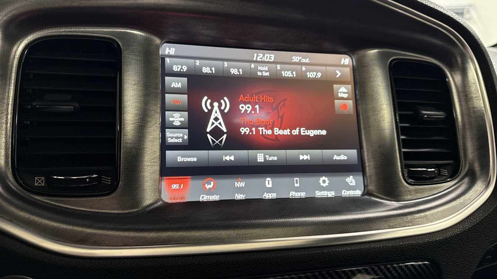 Thumbnail: 2018 Dodge Charger - 18