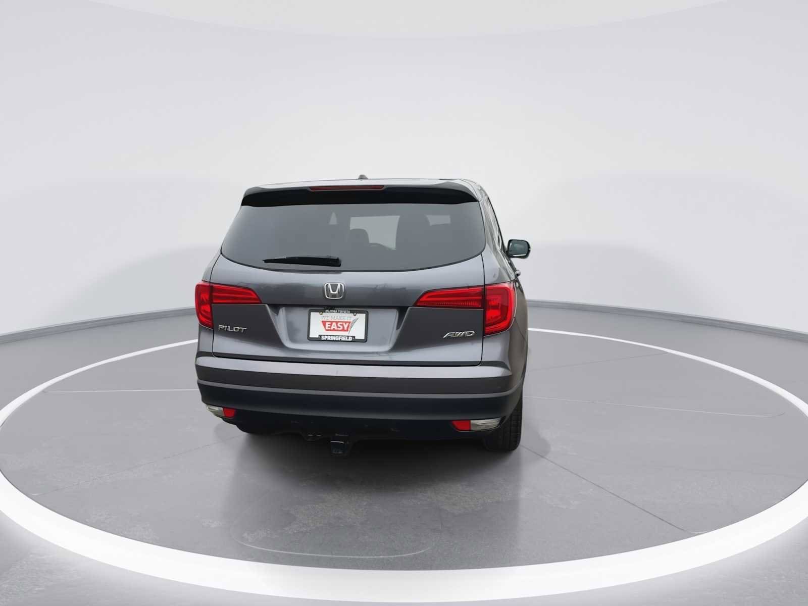 Thumbnail: 2018 Honda Pilot - 7