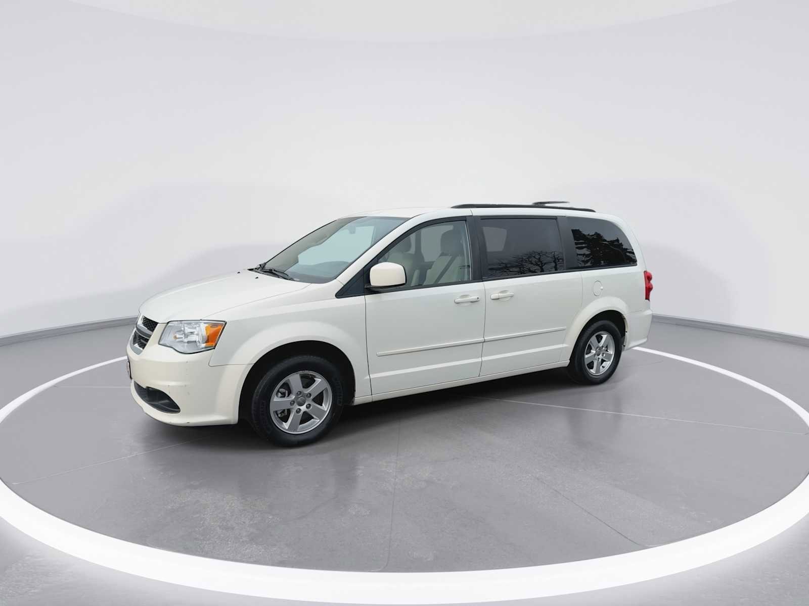 Thumbnail: 2011 Dodge Grand Caravan - 4