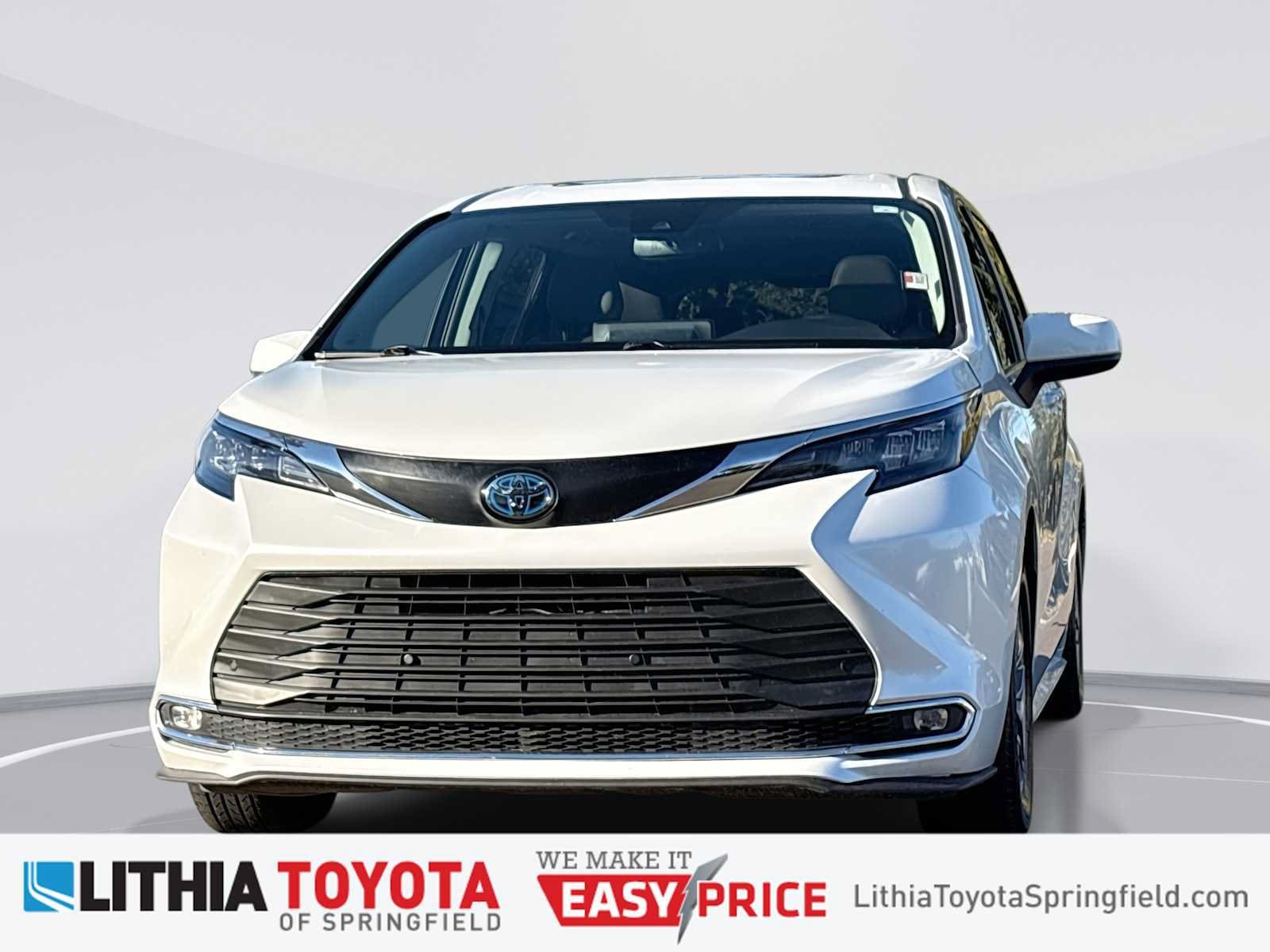 2024 Toyota Sienna XLE