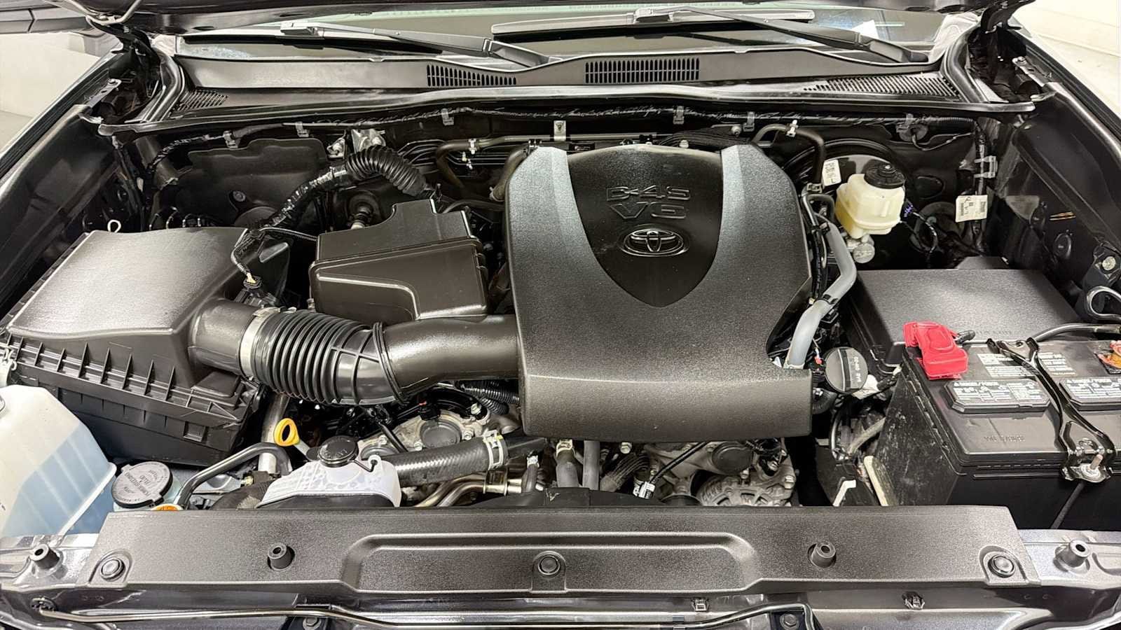 Thumbnail: 2021 Toyota Tacoma - 29