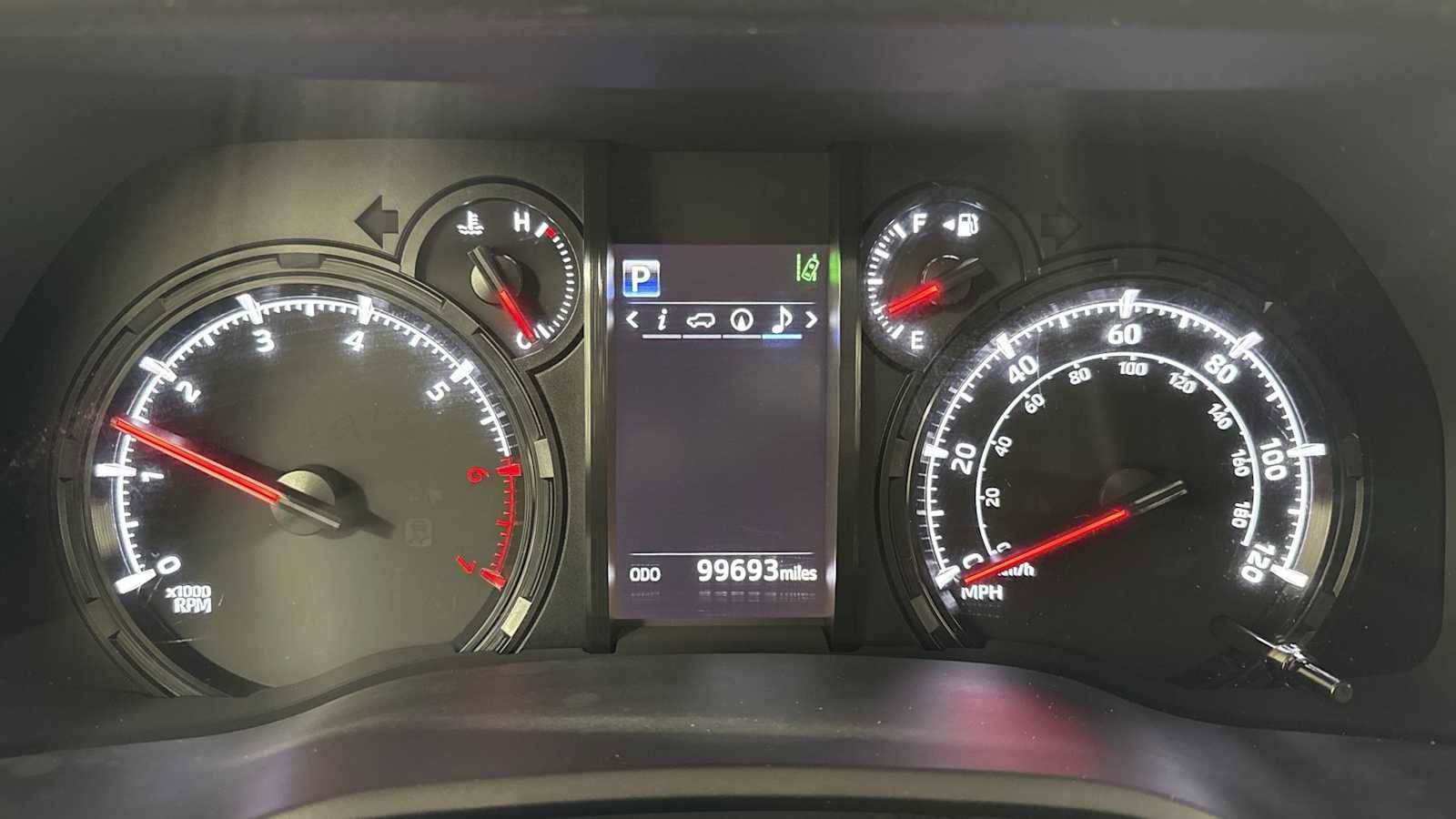 Thumbnail: 2022 Toyota 4Runner - 17