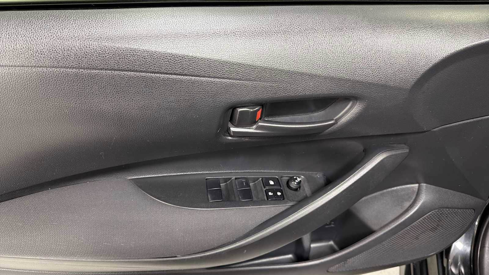 Thumbnail: 2022 Toyota Corolla - 15