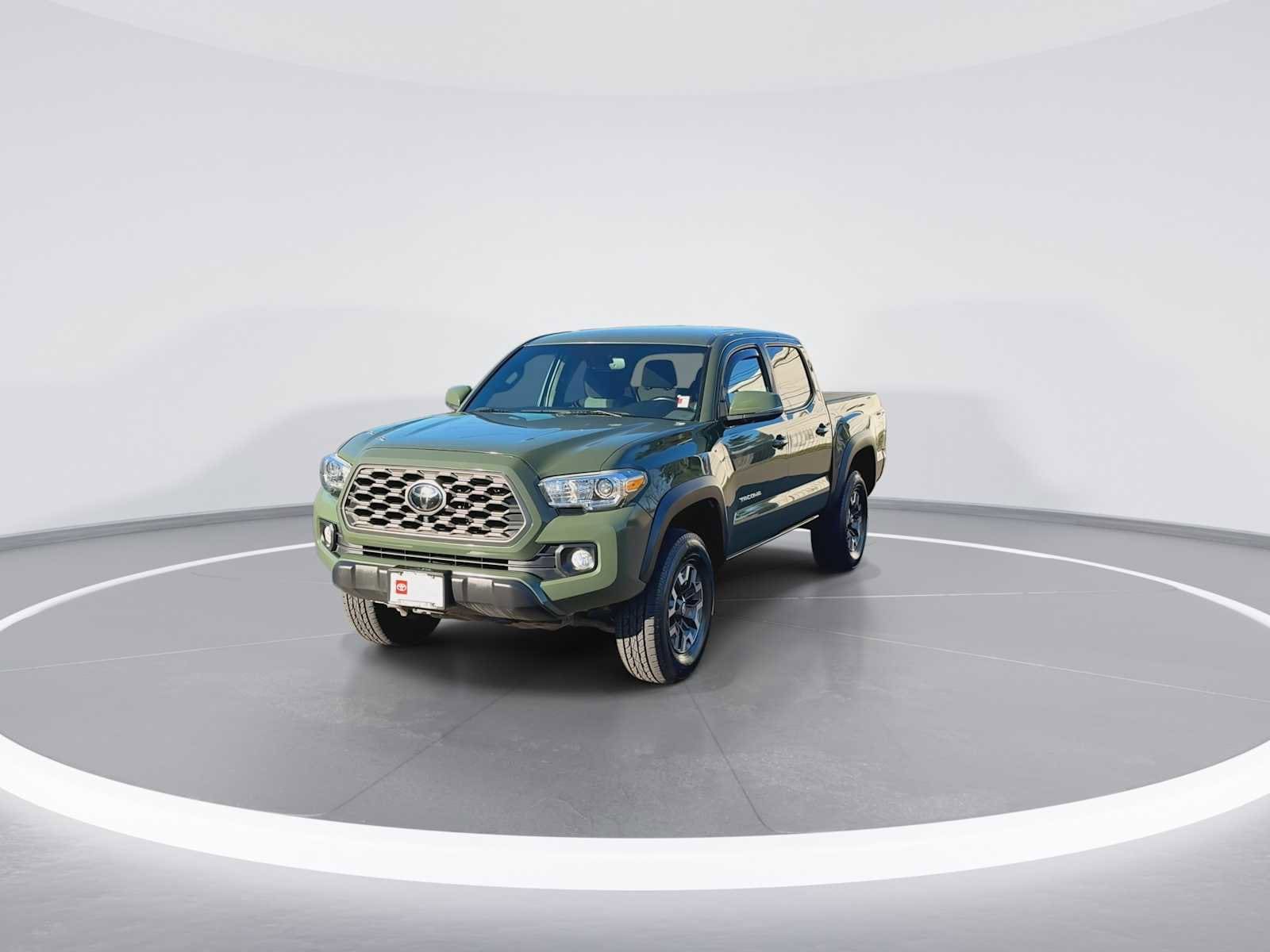 Thumbnail: 2022 Toyota Tacoma - 3