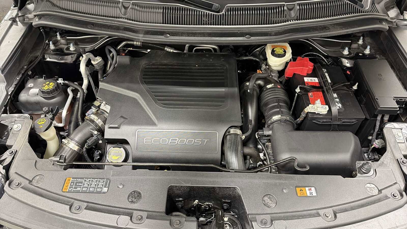 Thumbnail: 2018 Ford Explorer - 32