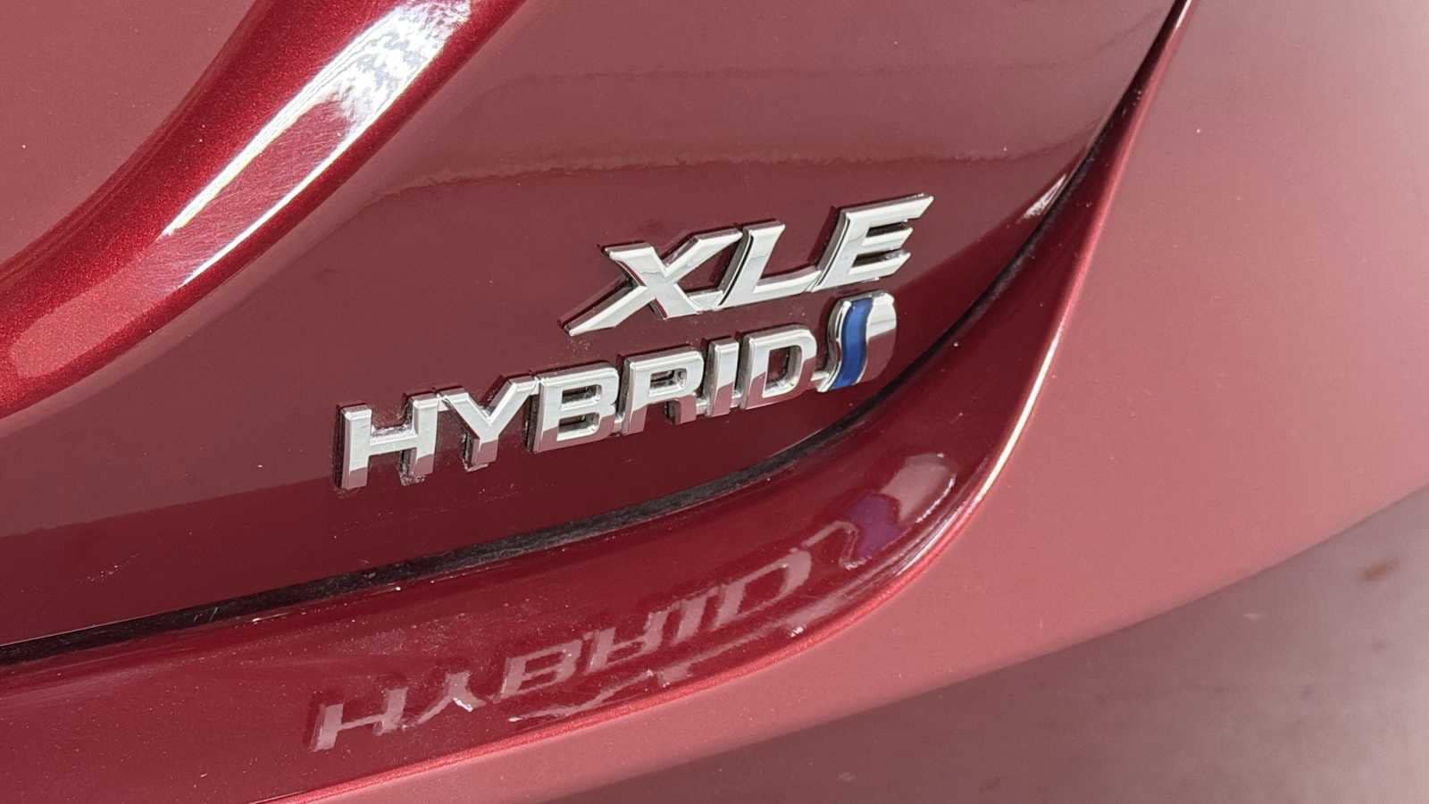 Thumbnail: 2020 Toyota Camry - 29