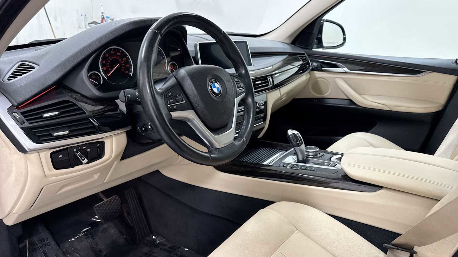 Thumbnail: 2016 BMW X5 - 12
