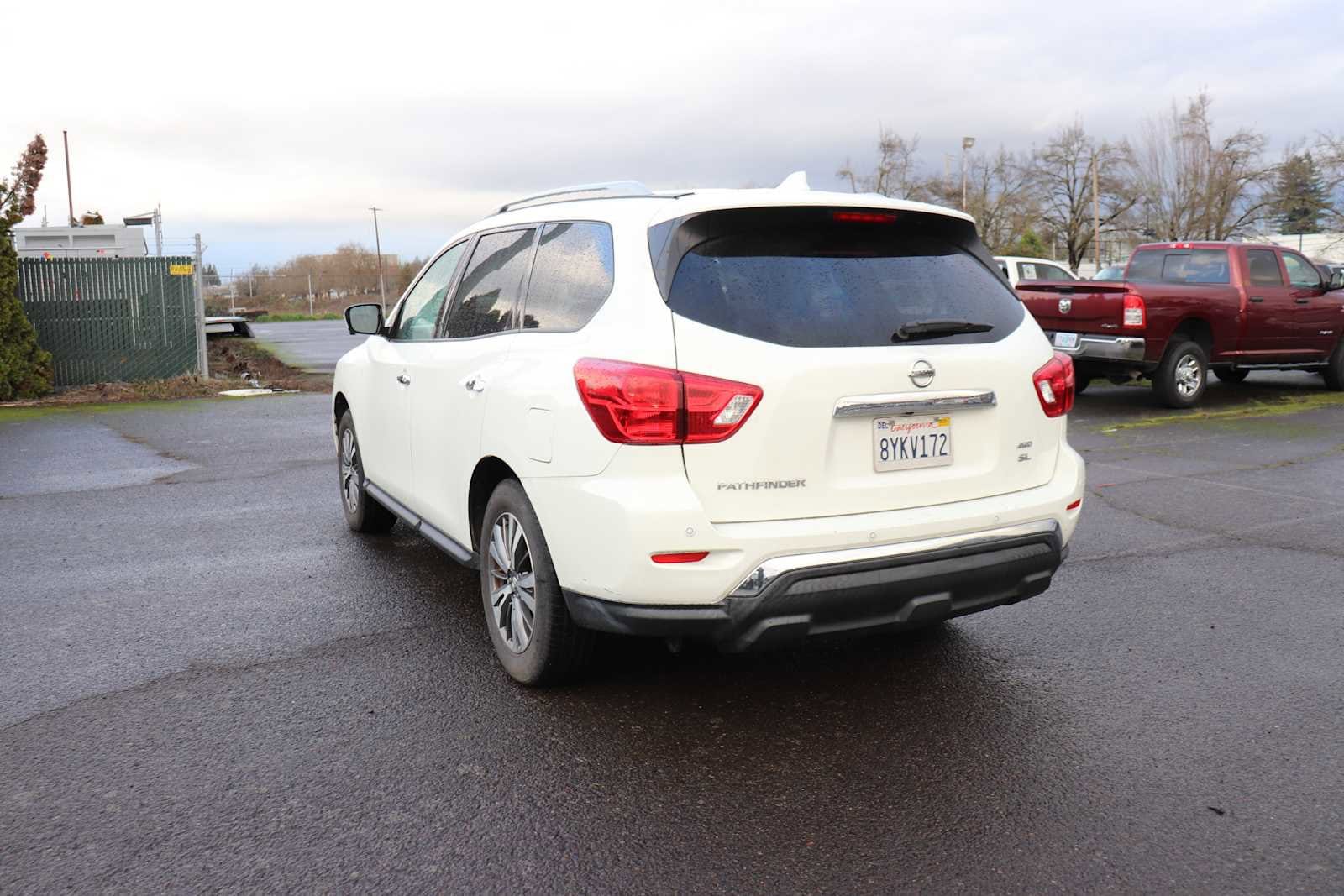 Thumbnail: 2020 Nissan Pathfinder - 7