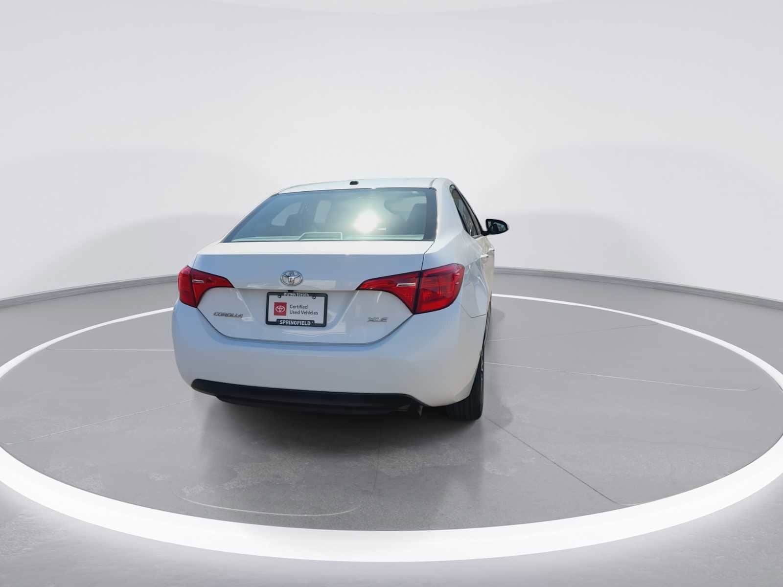 Thumbnail: 2018 Toyota Corolla - 7