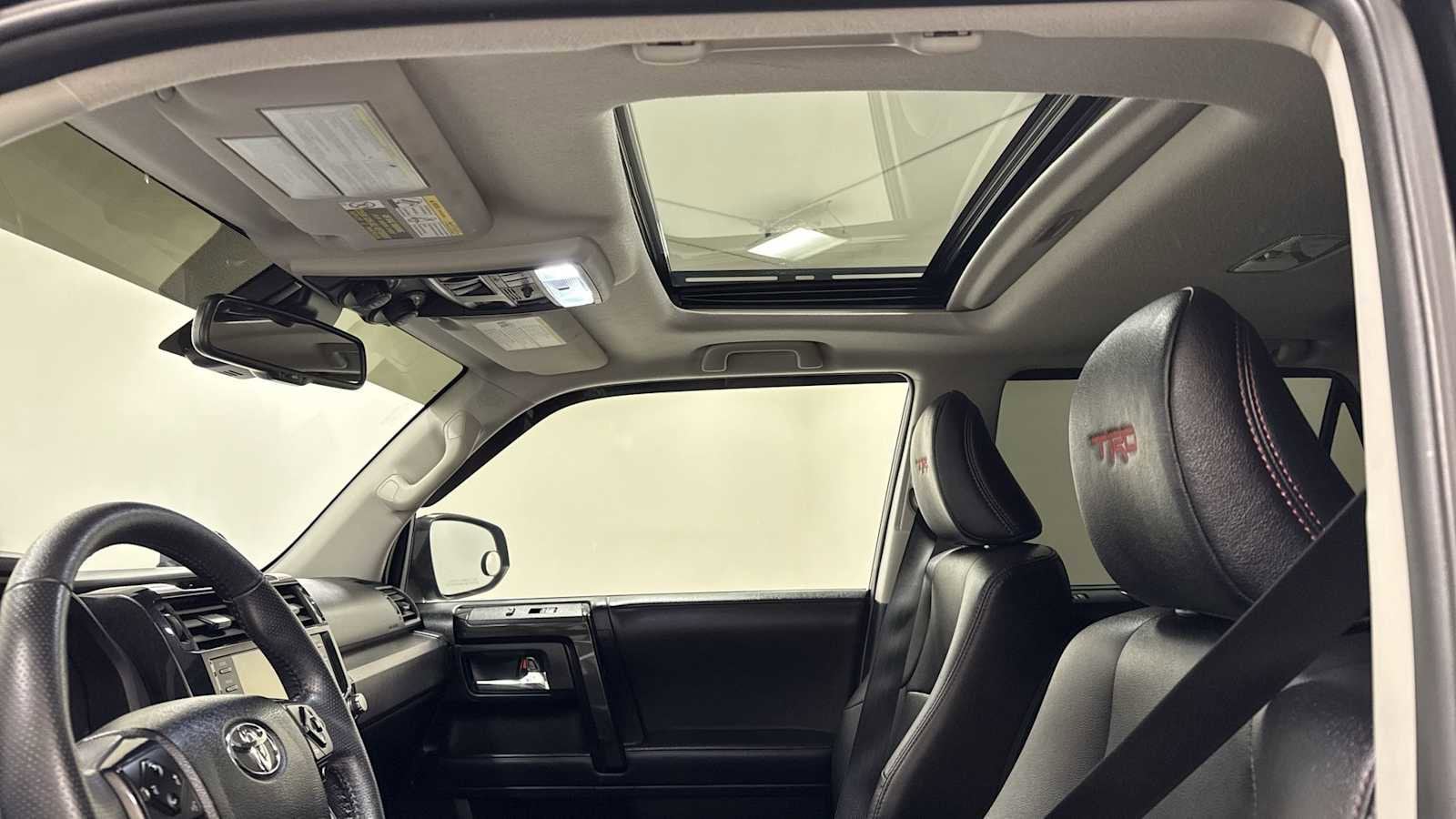 Thumbnail: 2021 Toyota 4Runner - 24