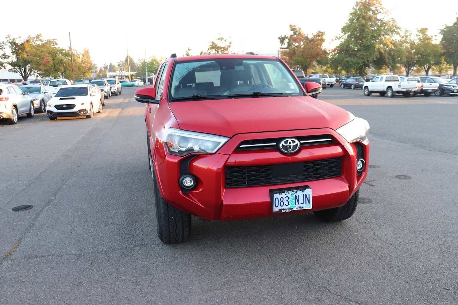 2022 Toyota 4Runner SR5 Premium photo 3